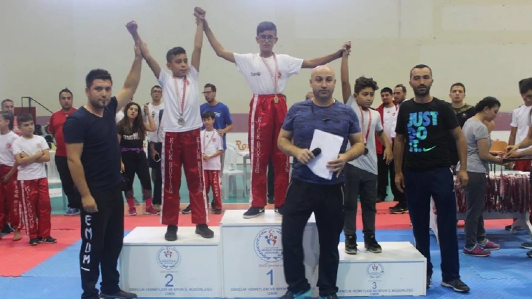 İzmir'e Turgutlu Muay Thai Spor Kulübü Damga Vurdu