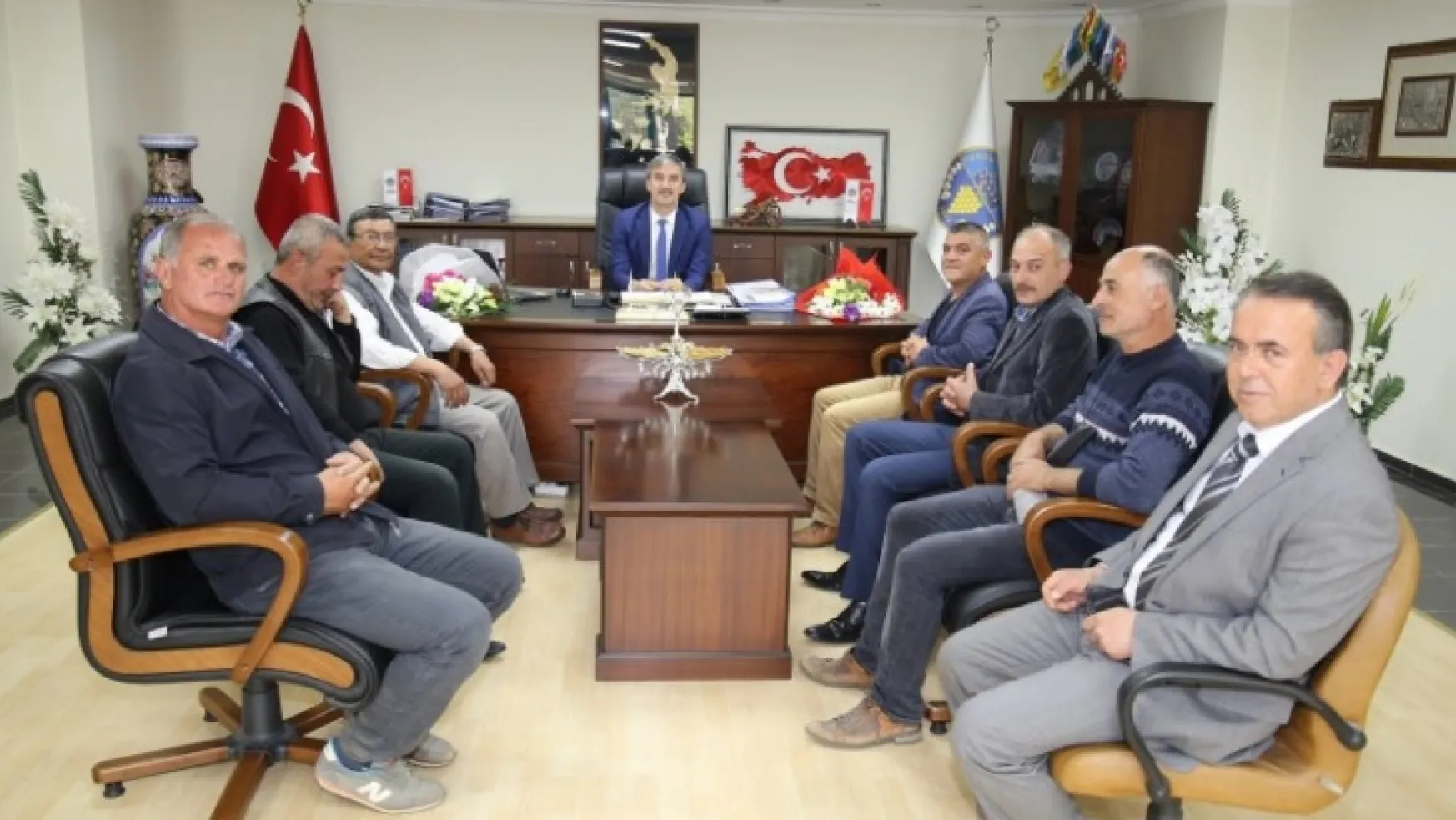 Başkan Şirin'i Muhtarlar Ziyaret Etti