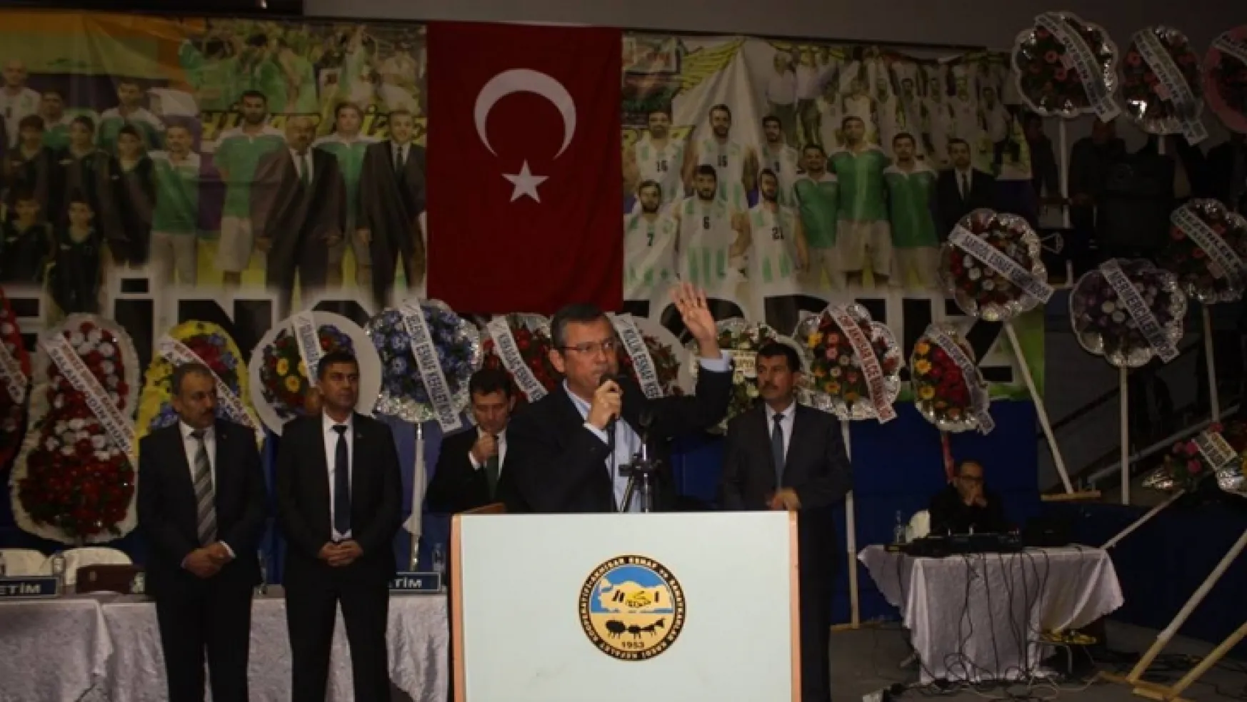 CHP'li Özgür Özel'e 'Kendi Memleketinde protesto şoku'