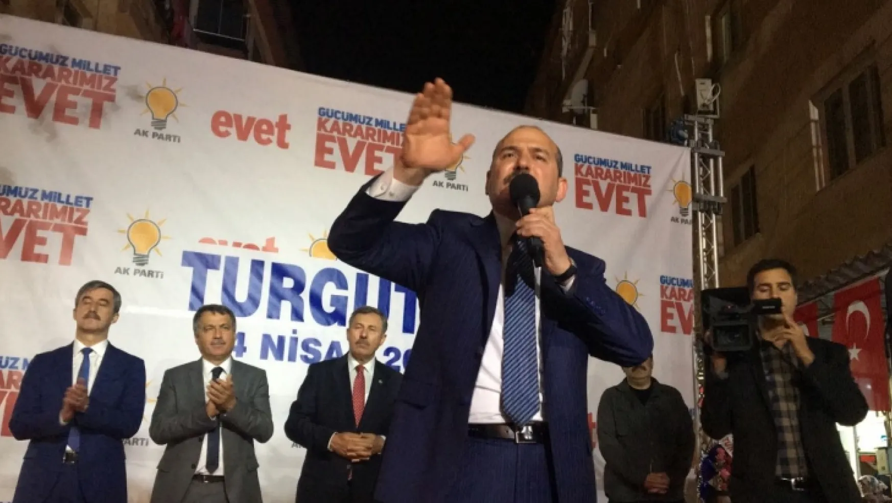 İç İşleri Bakanı Süleyman Soylu 'EVET' İçin Turgutlu'dan Destek İstedi