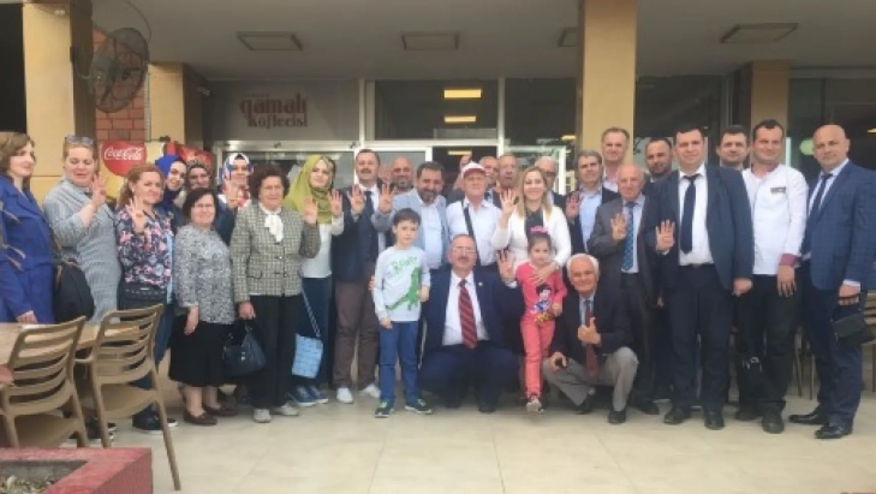 İçen Kasap 'Balkanlardan Gelen Türkleri Misafir Etti