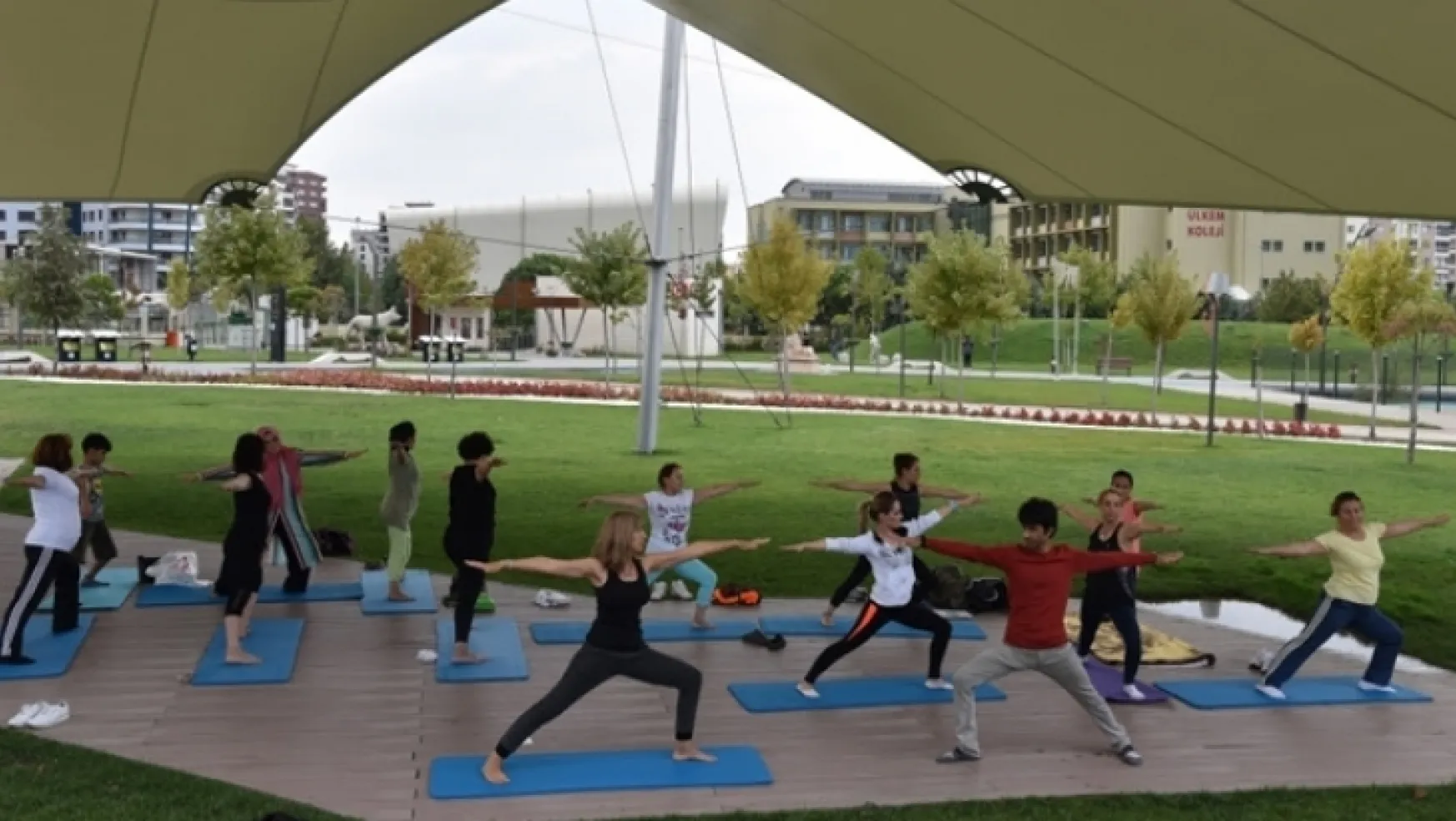 Sağlık için yoga, yoga için Kent Park