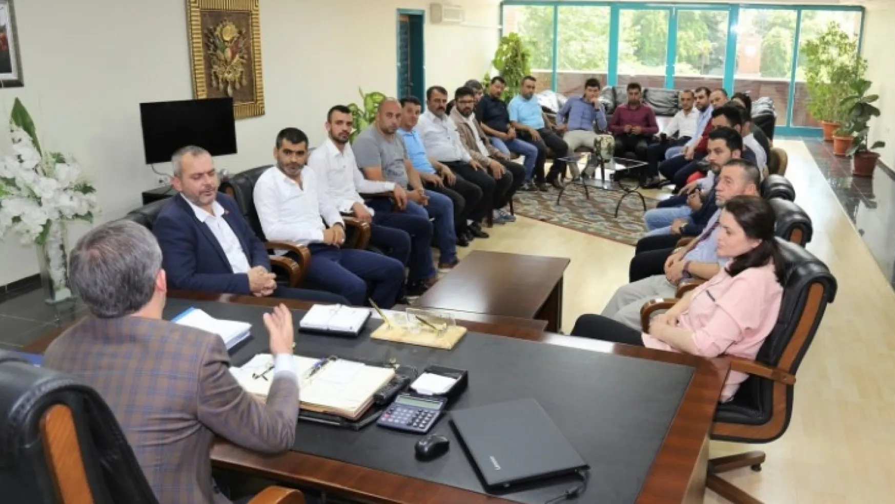 MHP İlçe Teşkilatı Başkan Şirin'i Ziyaret Etti