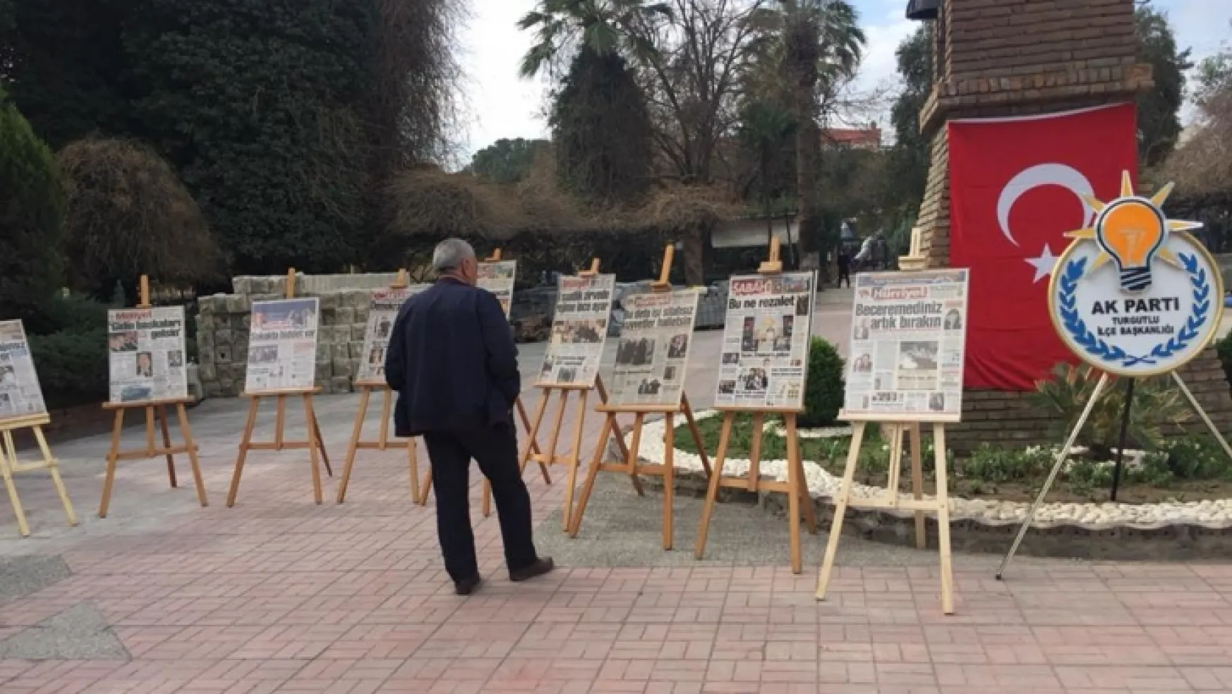 Turgutlu'da 28 Şubat Manşetleri sergisi