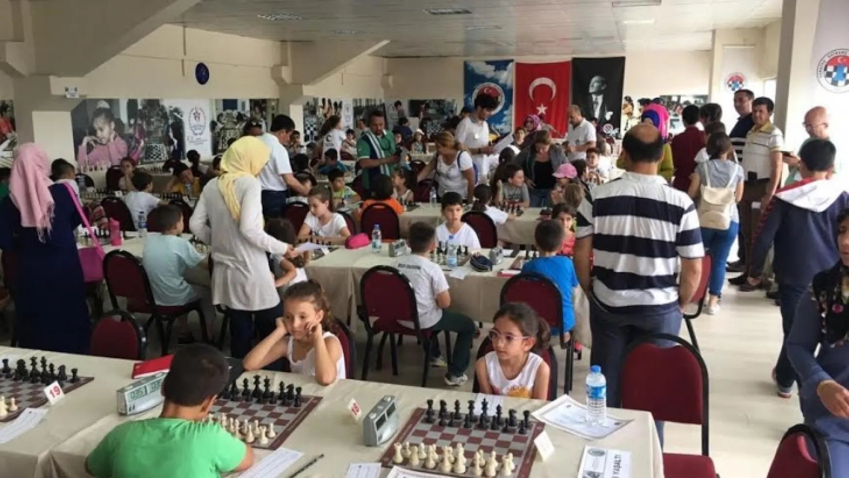Manisa'da satranç teşvik turnuvası yapıldı