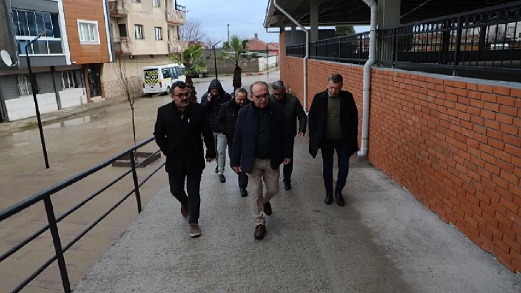 Merakla Bekleniyordu Turgutlu'da Yeni Kapalı Cuma Pazaryeri Faaliyete Geçiyor