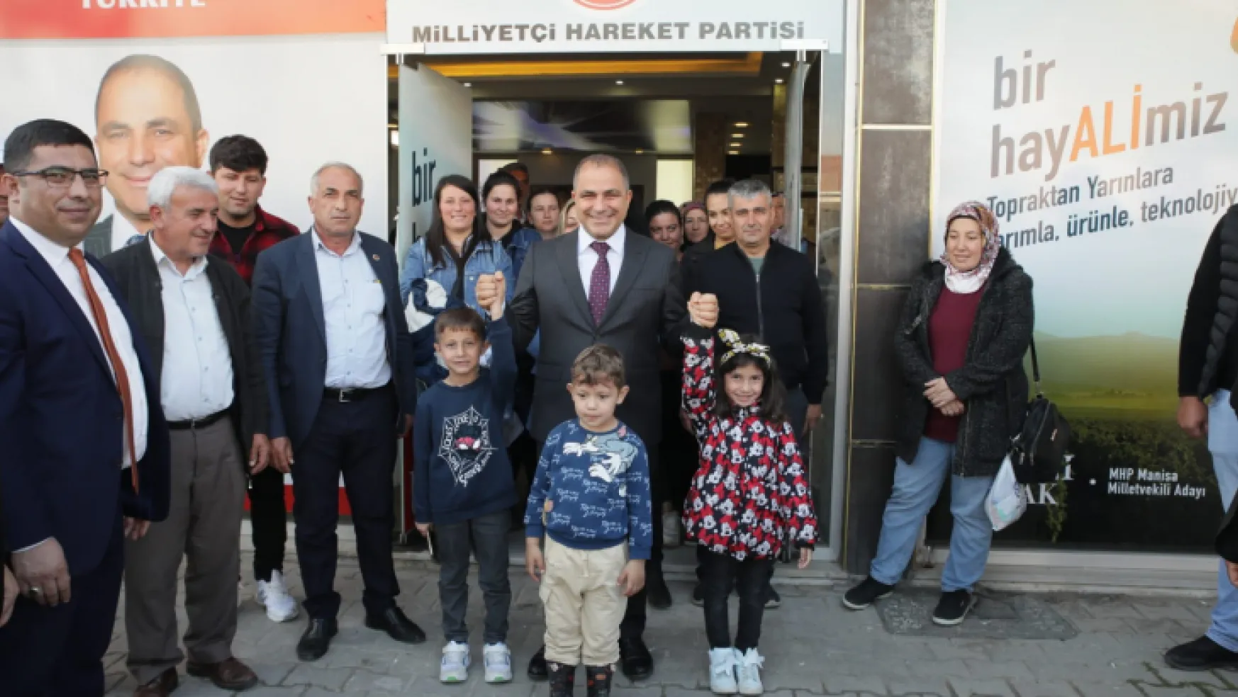 MHP Manisa Milletvekili Adayı Ali Uçak : 7/24 ulaşılabilir bir milletvekili olacağım