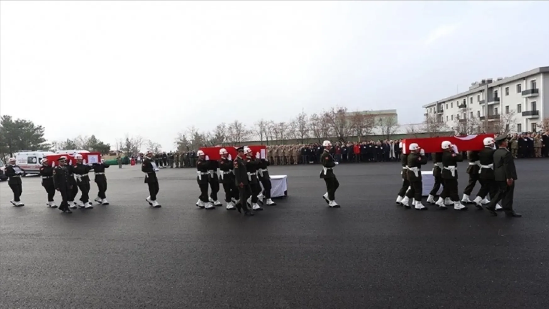 Şehit olan 6 asker için Şırnak'ta tören yapıldı