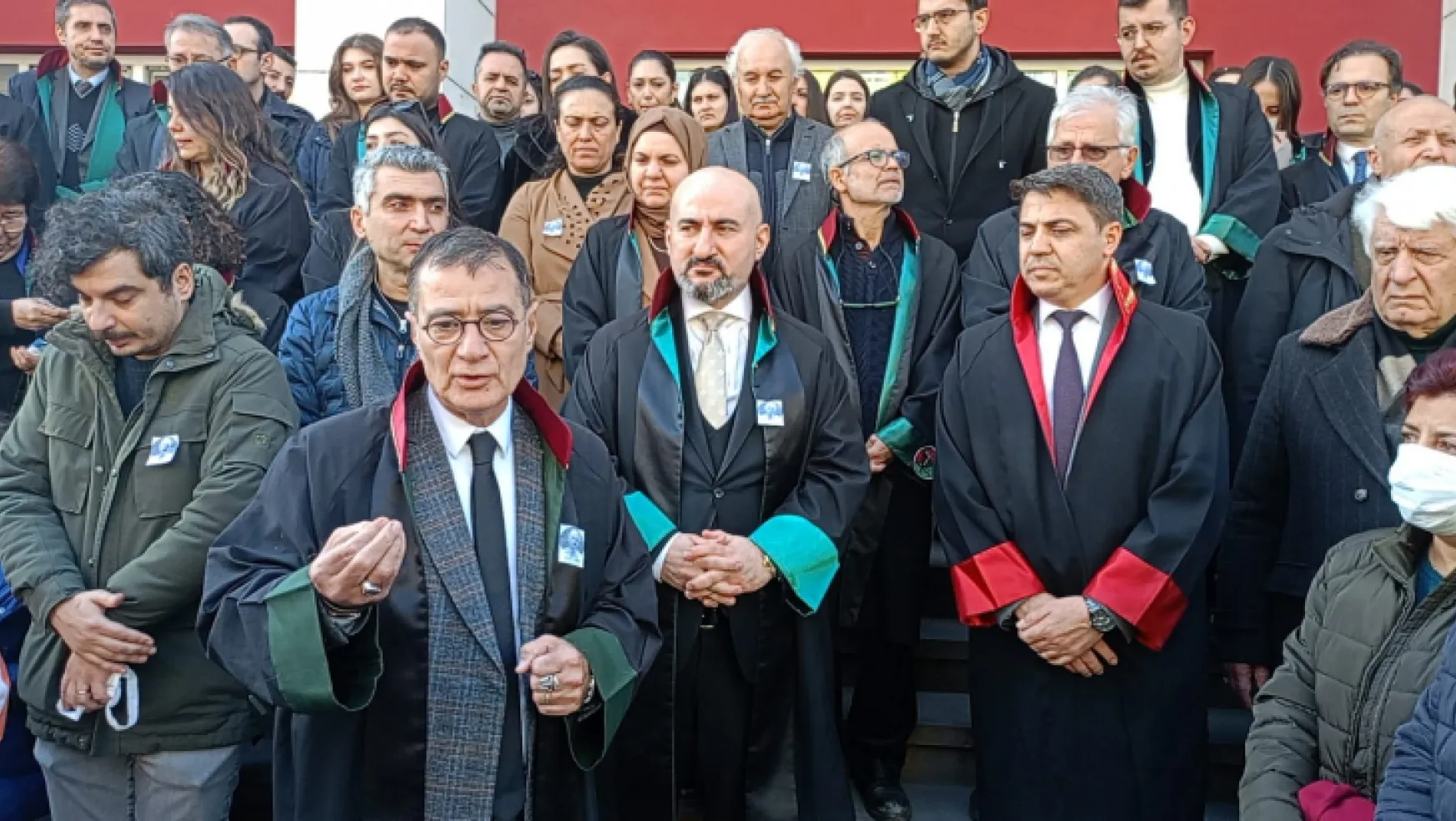 Turgutlu Avukat son yolculuğuna Adliye önünden uğurlandı