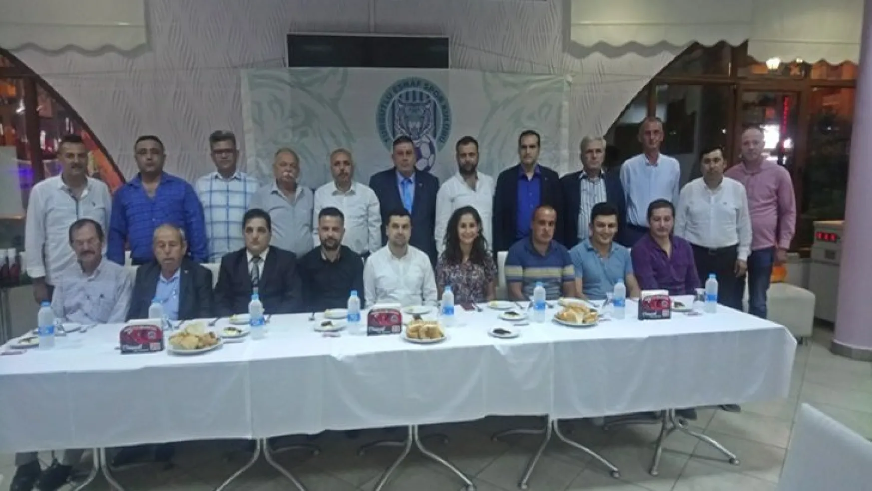 Turgutlu Esnaf Spor FK Birlik Beraberlik Yemeğinde Bir Araya Geldi