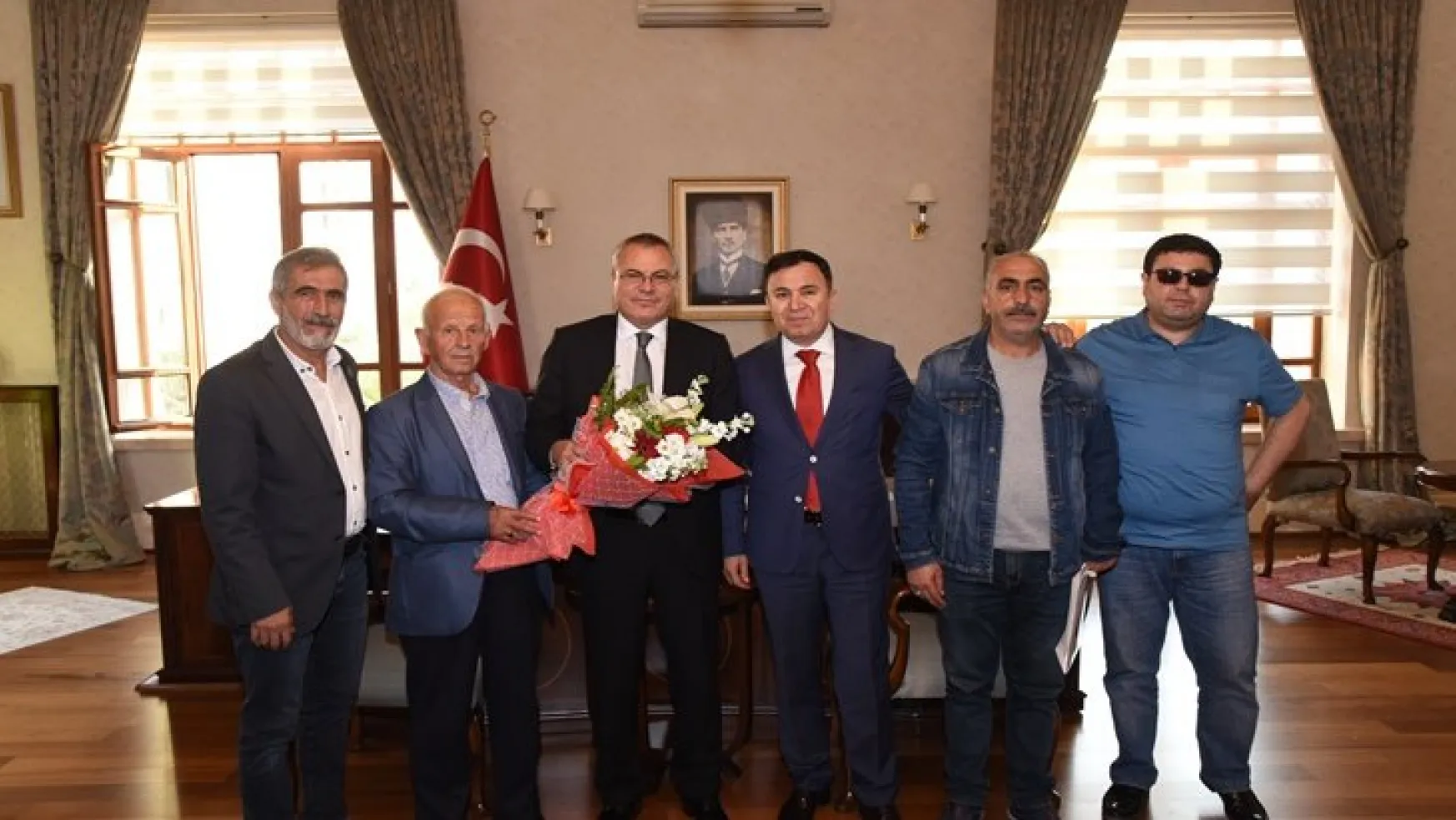 Türkiye Gaziler ve Şehit Aileleri Vakfından Vali Ahmet Deniz'e Ziyaret
