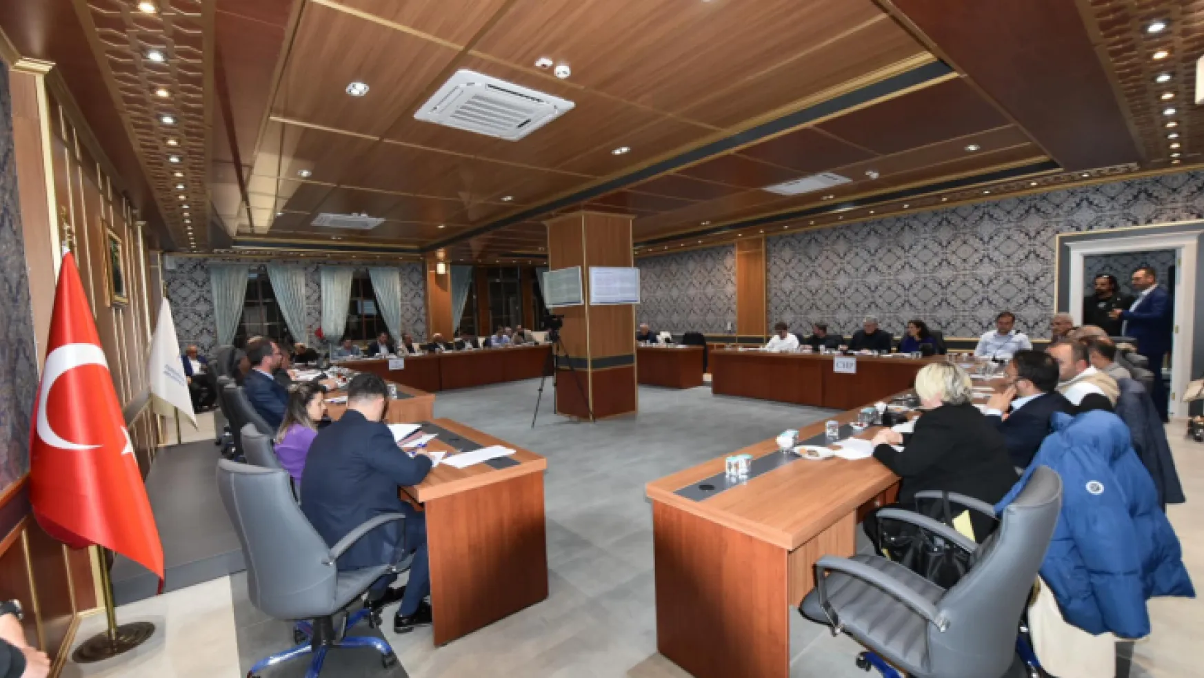 Yunusemre'de Yılın Son Meclisi Toplandı