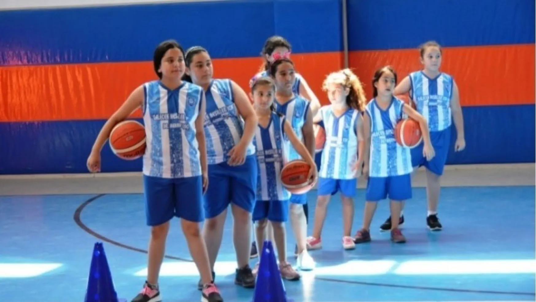 Yunusemre'den basketbola davet