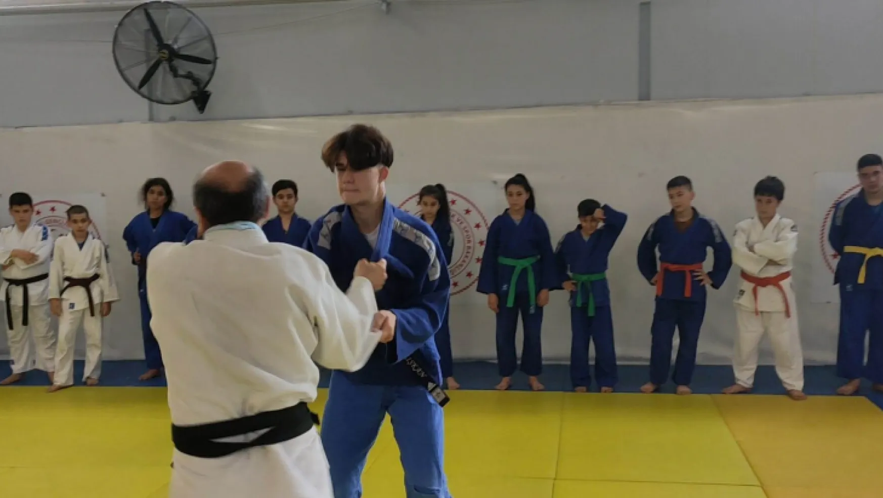 Yunusemreli Judoculara Teknik Derseleri