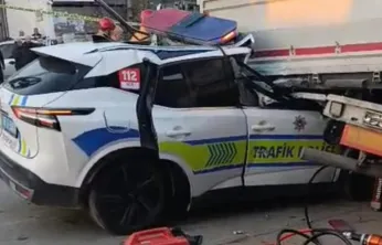 Alaşehir–Sarıgöl Yolunda Trafik Polisi Aracı Tıra Çarptı: Bir Polis Şehit Oldu
