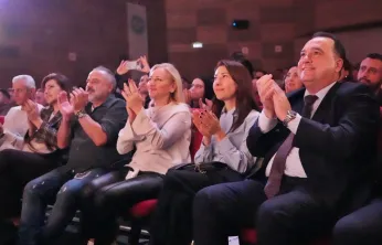 Başkan Dutlulu, 'Romeo ve Juliet' Gösterisini Manisalılarla Birlikte İzledi