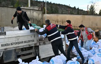 Manisa Büyükşehir'den İhtiyaç Sahiplerine Yürek Isıtan Destek