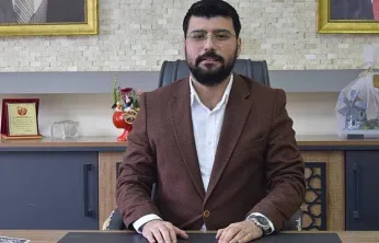 Turgutlu AK Parti İlçe Başkanı Ömer Can Temizel'den, Başkan Çetin Akın'a 29 Ekim Kutlamaları Tepkisi