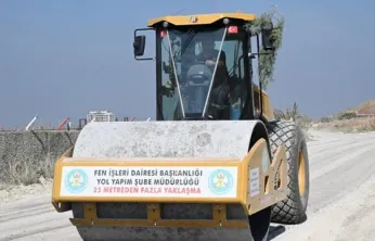 Turgutlu'da 10 Kilometrelik Sathi Kaplama Çalışmasını Büyükşehir Tamamladı