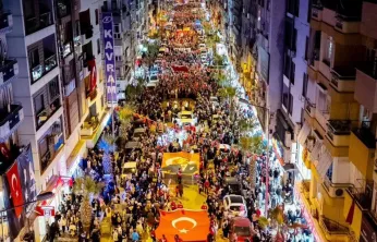 Turgutlu'da Cumhuriyet Coşkusu Kortejle Yaşandı