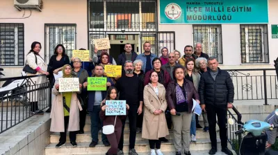 Turgutlu'da Otizmli Öğrencinin Merdivenden İtilmesi Olayına Tepki Büyüyor