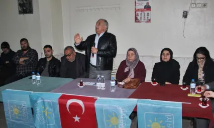 Ahmet Orhan, Akrabası olan Serhat Orhan'ı eleştiri yağmuruna tuttu