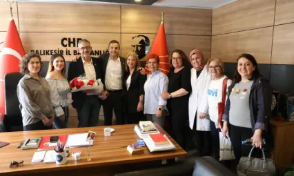 Başkan Ahmet Akın'dan CHP İl Başkanı Erden Köybaşı'na Teşekkür Ziyareti: Birlikte Kazandık!