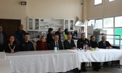 Miraç Kandilinde Yunusemre Engelsiz Yaşam Merkezi'nde Lokma Hayrı