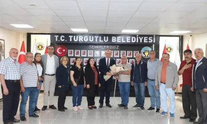 Turgutlu Belediye Başkanı Çetin Akın'a Seçim Sonrası Yoğun Ziyaretler