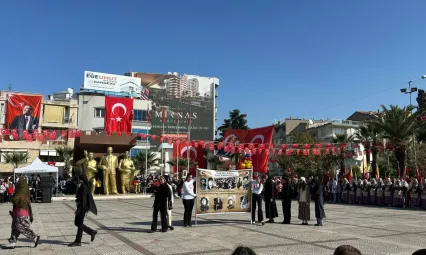 Turgutlu'da Cumhuriyet Bayramı Coşkuyla Kutlandı