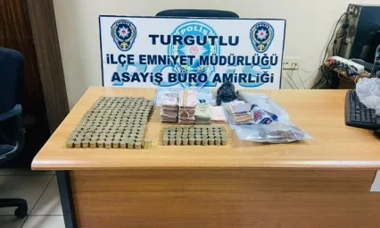Turgutlu Emniyeti 5 milyon 850 bin liralık kaçak tütün ele geçirdi