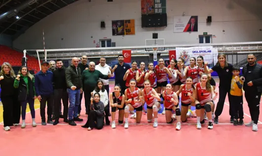 Yunusemre'nin Sultanları Ligde Kaldı