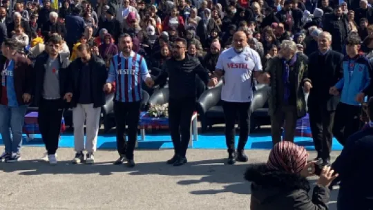 İYİ Parti Büyükşehir Belediye Başkan Adayı Gürhan Özcan 'Hemşehri derneklerinin festivallerini tüm ile yayacağız'