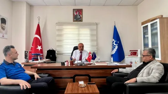 Turgutlu Belediyesi Zabıta Teşkilatından Manisa Büyükşehir Belediyesi'ne Nezaket Ziyareti