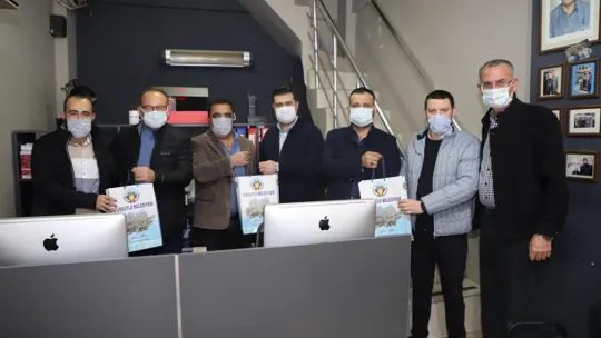 Gazeteciler Gününde Başkan Akın'a 'Teşekkür Belgesi Verildi'