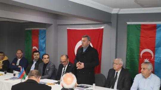 CHP Turgutlu Belediye Başkan Adayı Akın: 'Biz gönüller yapmaya geldik'