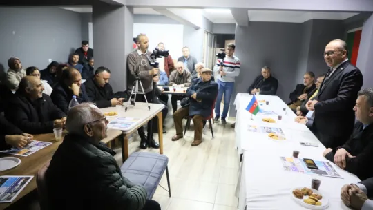 CHP Turgutlu Belediye Başkan Adayı Akın: 'Biz gönüller yapmaya geldik'