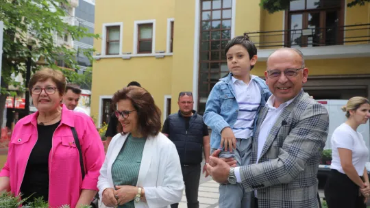 Başkan Çetin Akın'dan Anneler Günü Kutlaması