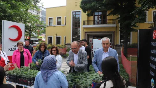 Başkan Çetin Akın'dan Anneler Günü Kutlaması