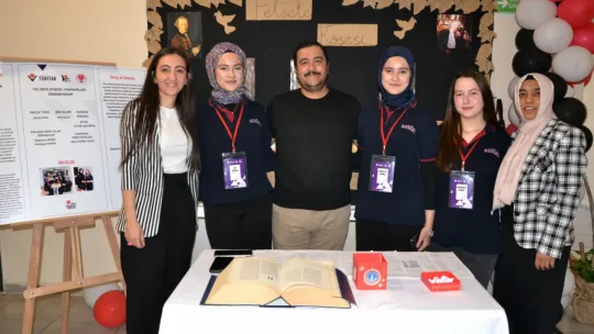 TÜBİTAK 4006 Bilim Fuarı Arif Çeler Kız Anadolu İmam Hatip Lisesi'nde gerçekleşti