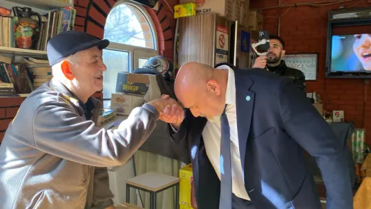 Özcan 'Turgutlu'ya Giden Hizmet Kalitesi Sınıfta Kaldı'