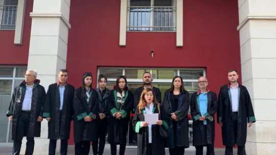 Turgutlu'da Kadın avukatlar açıklama yaptı: 'Haklarımızın kaybına müsaade etmeyeceğiz'