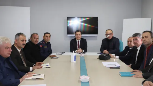Turgutlulular yardım kampanyasına akın ediyor