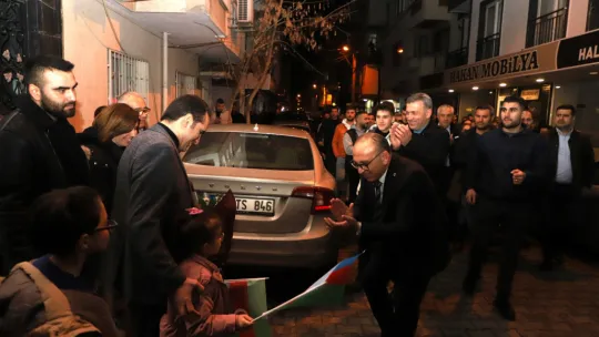 CHP Turgutlu Belediye Başkan Adayı Akın: 'Biz gönüller yapmaya geldik'