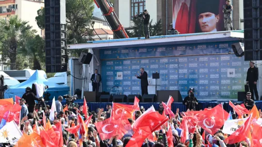 Recep Tayyip Erdoğan, Manisa'da konuştu: Hükümet zaten bizde, kazanırsak hizmetler aksama olmadan devam edecek