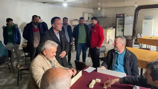 Çepnidere Mahallesi'nde Büyük Birlik Partisi Belediye Başkan Adayı Yıldıray Karataş'a Büyük İlgi