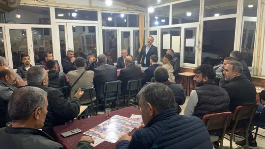 BBP Başkan Adayı Yıldıray Karataş, Yedieylül Mahallesi'nde yoğun ilgiyle karşılandı (VİDEO)
