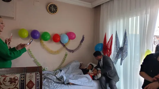 Kadircan ve Yiğitcan Kardeşler Uyuşturucuyla Mücadele Federasyonu bünyesinde sünnetlerini oldu