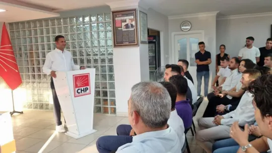 CHP Turgutlu Gençlik Kolları Başkanlığı'na Mehmet Solmaz seçildi