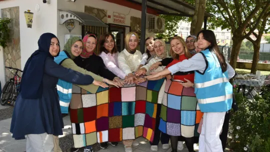 Muradiye Kız Öğrenci Yurdu Müdürlüğü, 'Sevgi Battaniyesi' Projesini hayata geçirdi